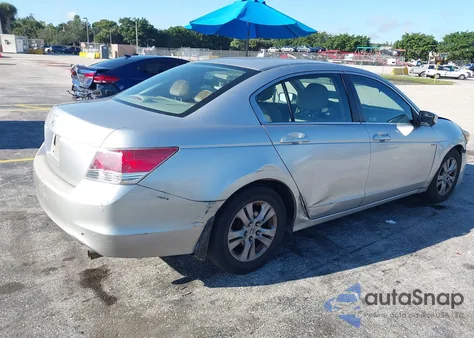 2010 Honda Accord 2.4 Lx from USA, damaged, VIN 1HGCP2F35AA172351